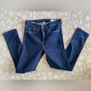 rag & bone 10” Astor Skinny Jean - Size 27
